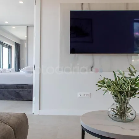 Mauro - Luxury Seaview Apartment *