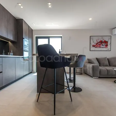 Mauro - Luxury Seaview Apartment
