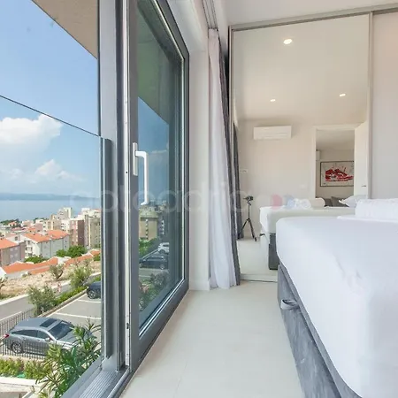 Mauro - Luxury Seaview *